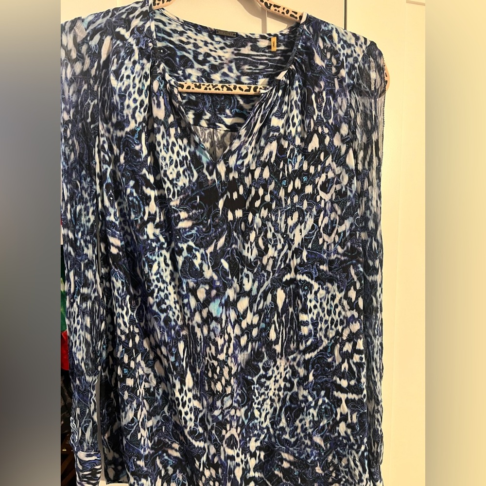 Elie Tahari Silk Blue and White Patterned Top